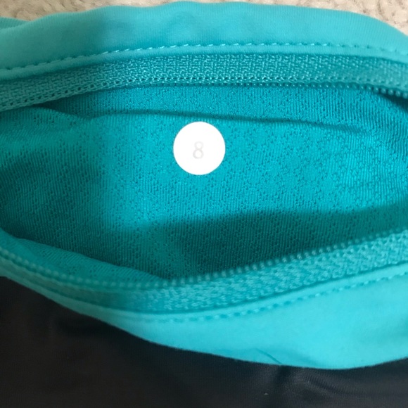 Luluemon Short - Picture 7 of 7